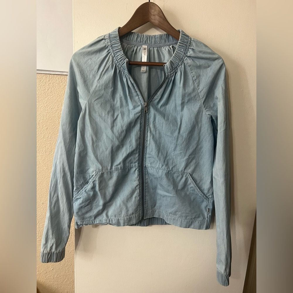 Fabletics Light Blue Denim Jacket SzM Casual Loungewear Athleisure